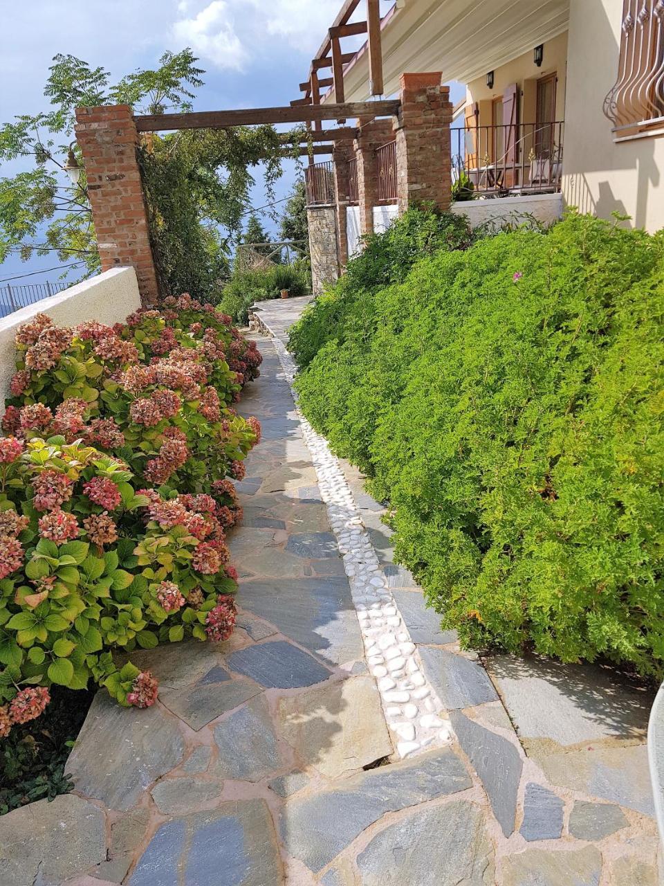 Lagou Raxi Country Hotel Lavkos Exterior foto